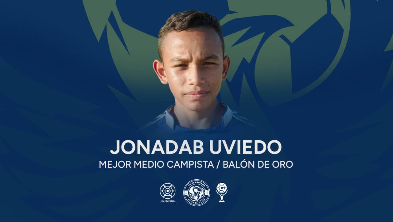 JONADAB UVIEDO mejor medio campista y balón de oro, distinguido en la Liga Selección de Fútbol La Canarinha en Apure.